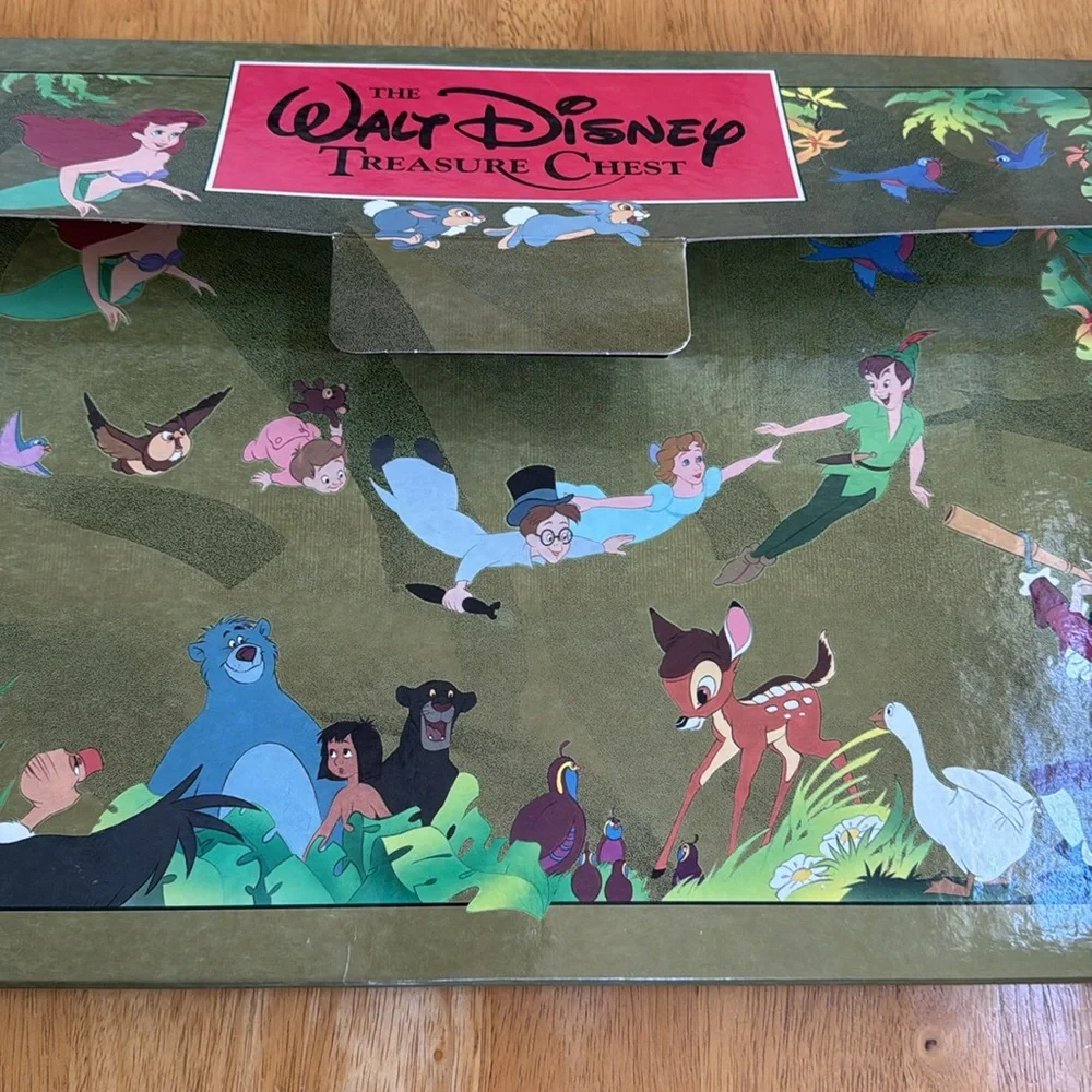 ✋LN The Walt Disney Treasure Chest 1991 Bambi 101 Dalmatians Book Unused Box